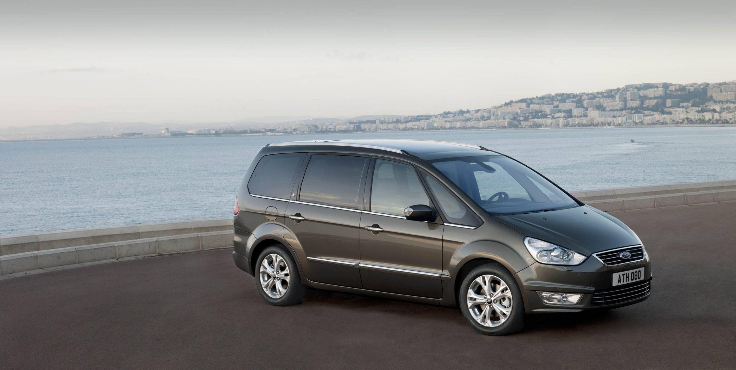 Ford Galaxy describing our 10 best cars for taxi blog